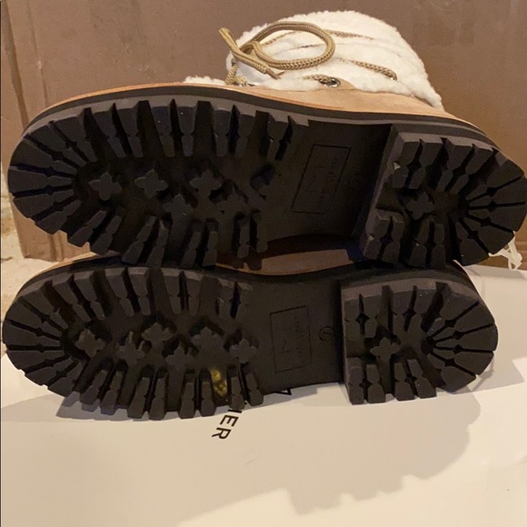 NWOT Marc Fisher Real Shearling Hiking Boo… - Picture 4 of 12